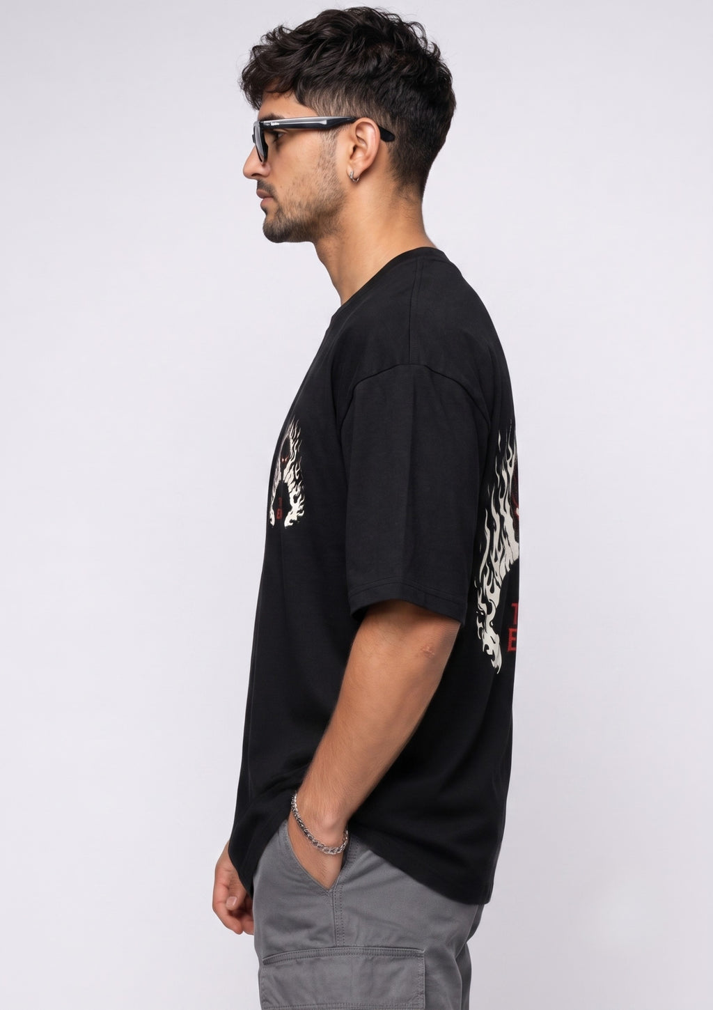 The End Oversized Graphic T-Shirt
